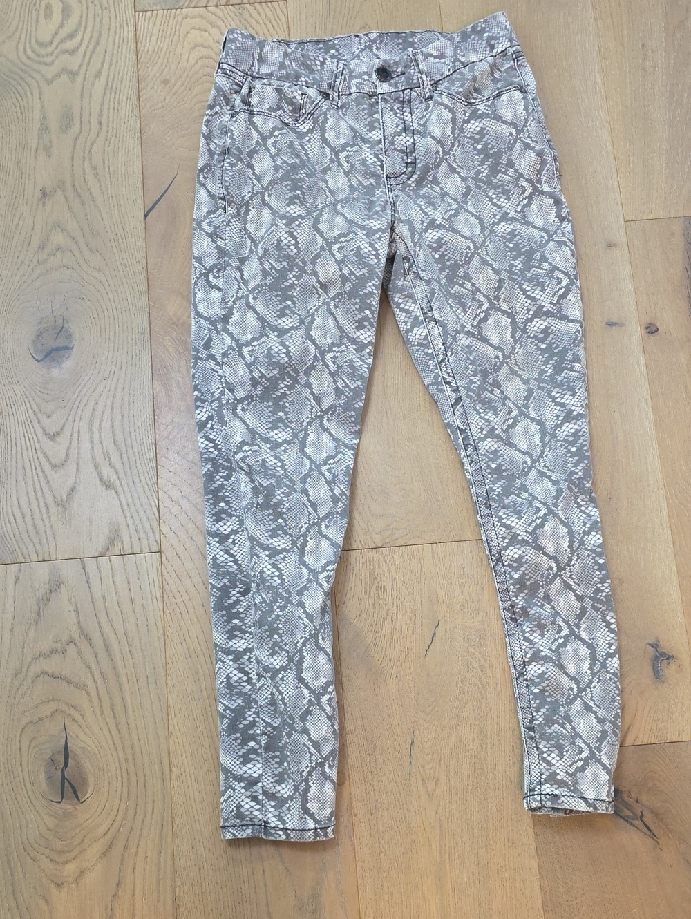 Seven7 Neutral Snake-Print Skinny Jeans
